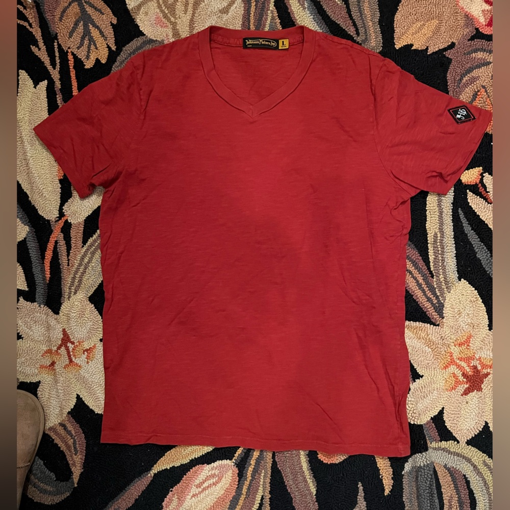 Johnson Brothers red cotton V neck tee shirt